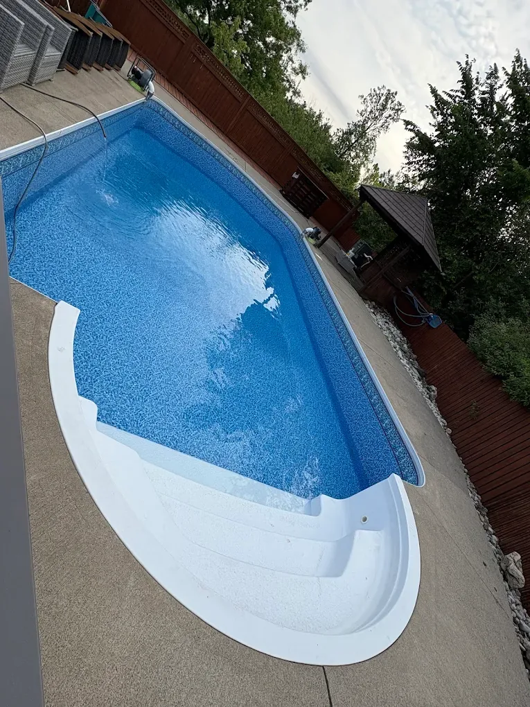 Finished backyard pool